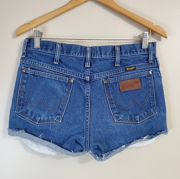 wrangler Vintage Blue Cut Off Jean Shorts 30" Waist - Picture 5 of 9